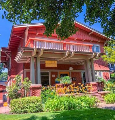 Lady Geneva Bed & Breakfast