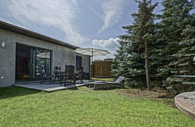 Lagoon View Family Escape