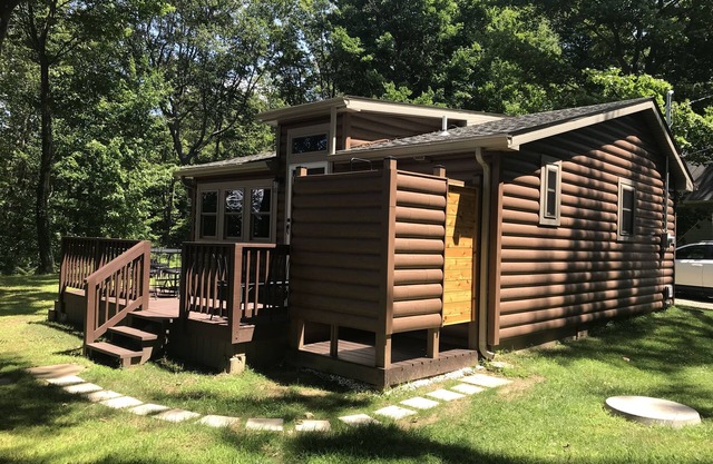 Lake Erie Get-A-Way/Log Cabin-view of lake and woods