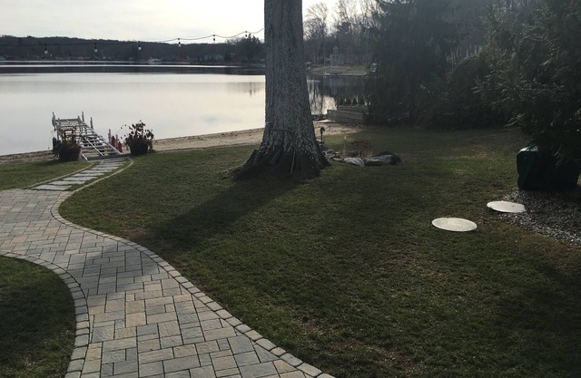 Lake front, 3 bedroom, 2 full bath house, private beach