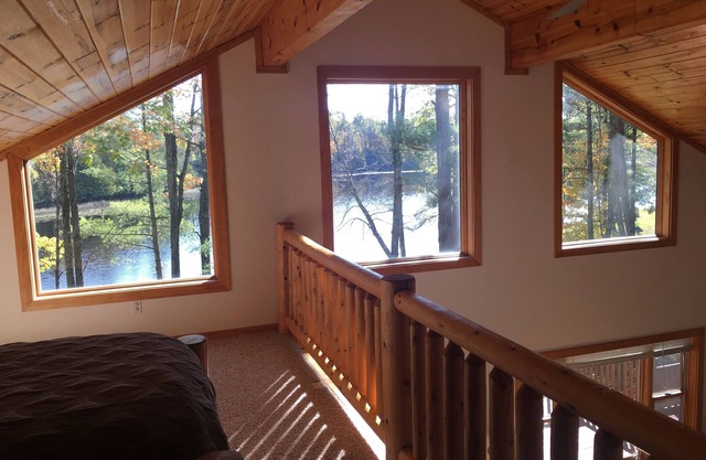 Lake front cottage on Ucil Lake