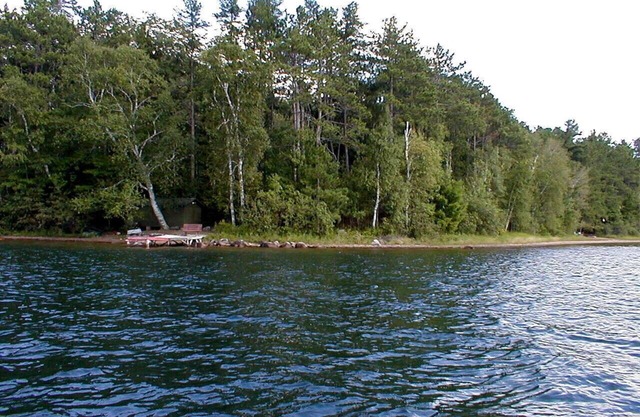 Lake Front Cottage On Beautiful Big Portage Lake With Private Beach And Dock.