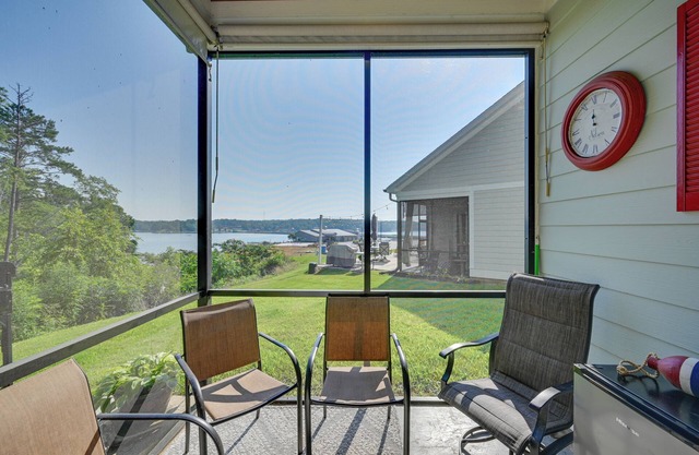 Lake Greenwood Getaway w/On-Site Boat Ramp!