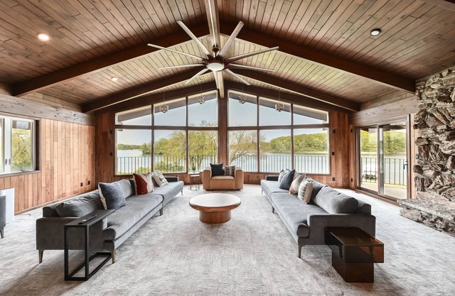 Lake Home Family Getaway