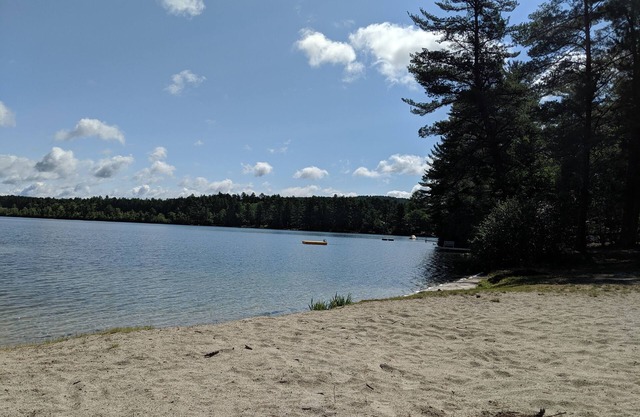 Lake house 30 minutes from North Conway, NH!