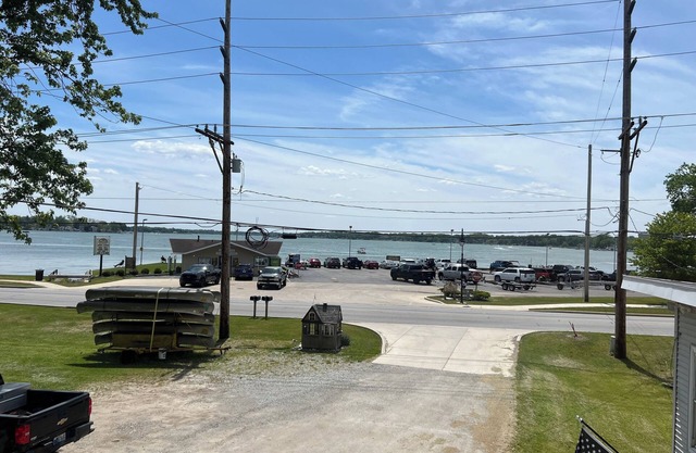 LAKE HOUSE - bring your BOAT and WATER CRAFTS!