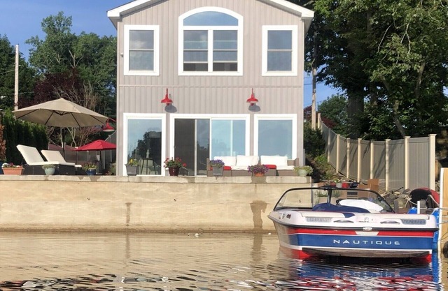Lake House, ONE HOUR from NYC