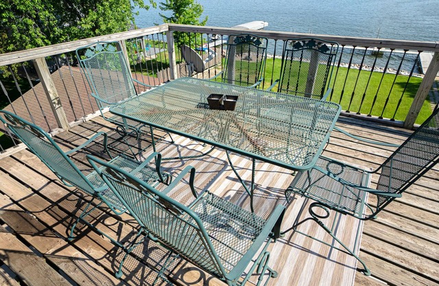 Lake Madison Condo