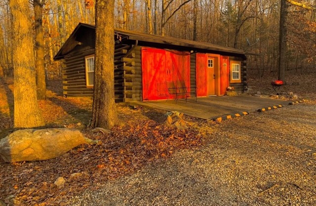Lake Road Cabin C — Million Dollar Ozark View!