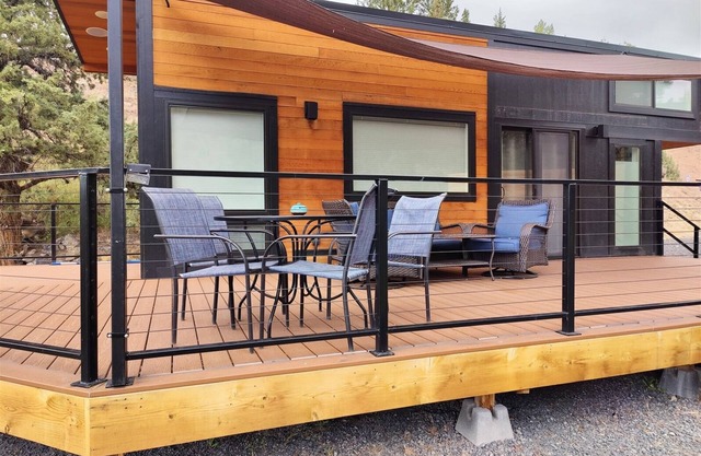 Lake Simtustus Resort Juniper Hill Tiny Home #11 - Hot Tub