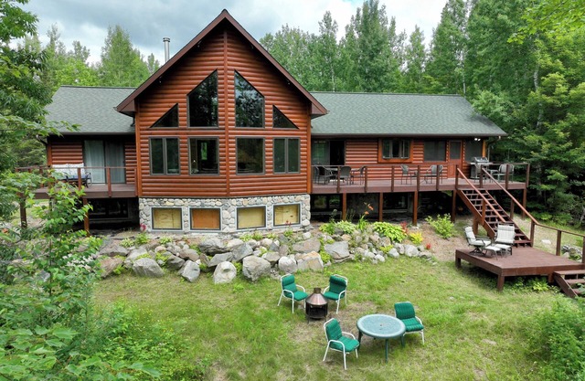 Lake Vermilion Home, Private, 2 Docks, Screen Porch, Sauna, 3 Bedrooms & Loft.