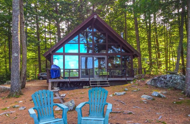 Lake Waukewan Chalet