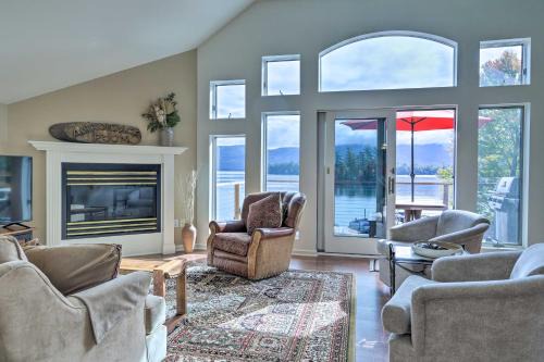 Lakefront Bolton Retreat with Balcony and Views!