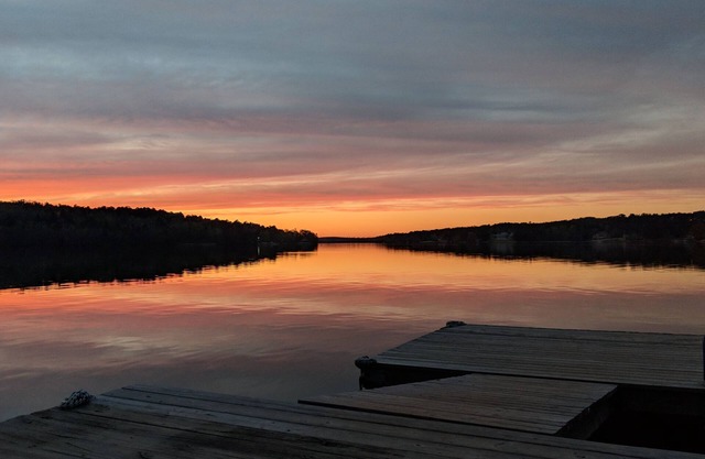 Lakefront cottage minutes from Columbus and 20 minutes from Fort Benning