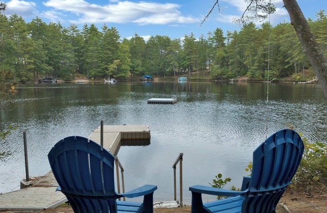 Lakefront cottage | Indoor Pools | Kayaks