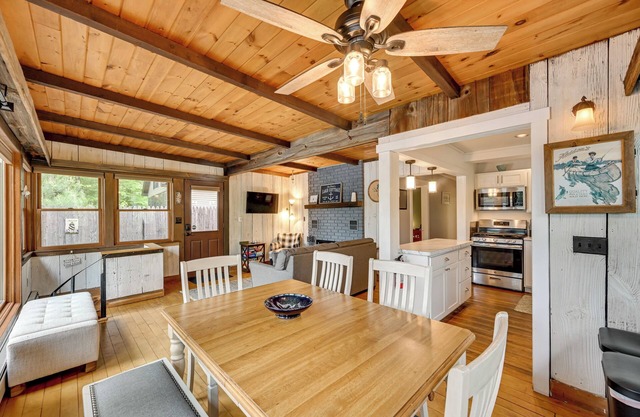 Lakefront Granby Escape w/Private Dock & Kayaks!