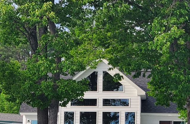 Lakefront Home in the Lakes Region