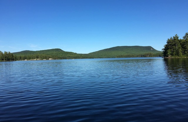 Lakefront Home On Beautiful Donnells Pond,32 miles From Acadia N P and Bar Harbr
