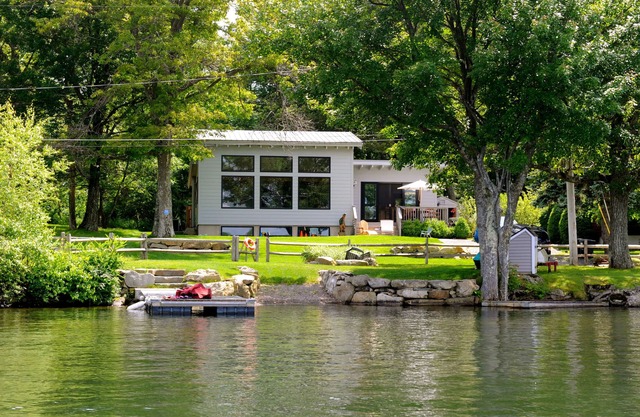 Lakefront On Masten Lake