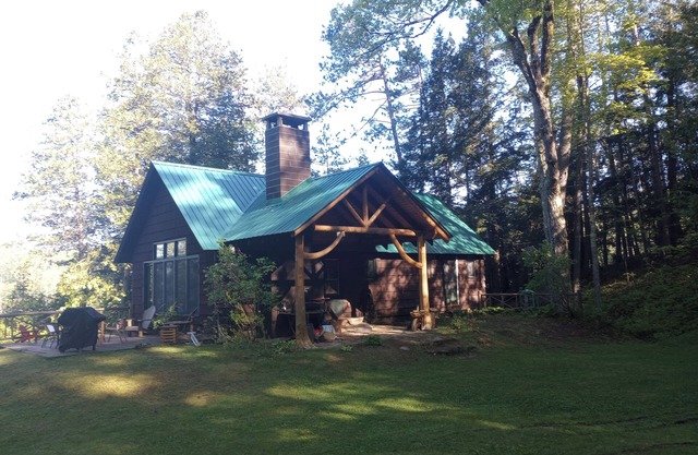 Lakeside Adirondack Getaway: 7 day minimum July and August