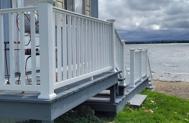 Lakeside Cottage featuring million-dollar views at prices you can afford & more…