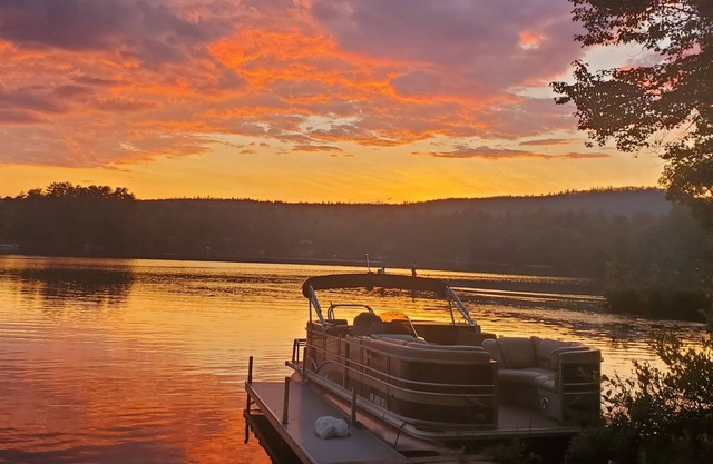 Lakeside Getaway