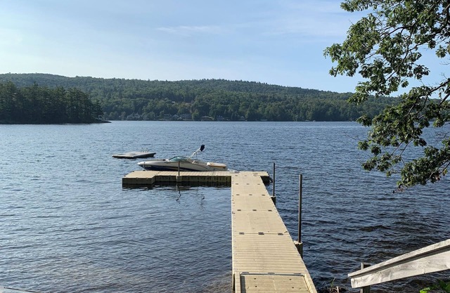 Lakeside living! Relax and enjoy prestine Granite Lake….your oasis to breathe
