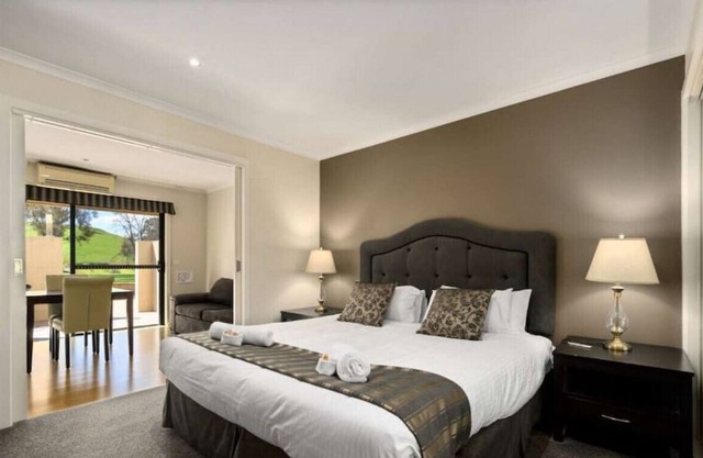 Lakeview Villa Suite 5