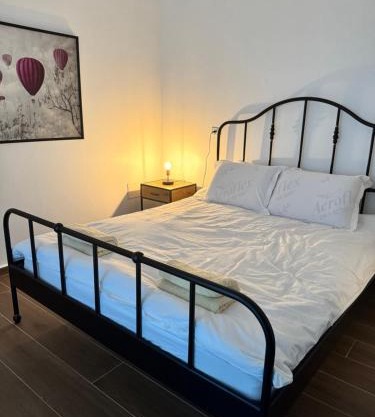 Lana's Guest House