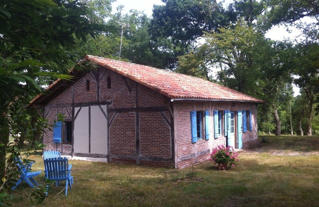 LANDAISE HOUSE IN LEON (LANDES)