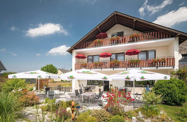 Landhaus Heimisch Bed & Breakfast