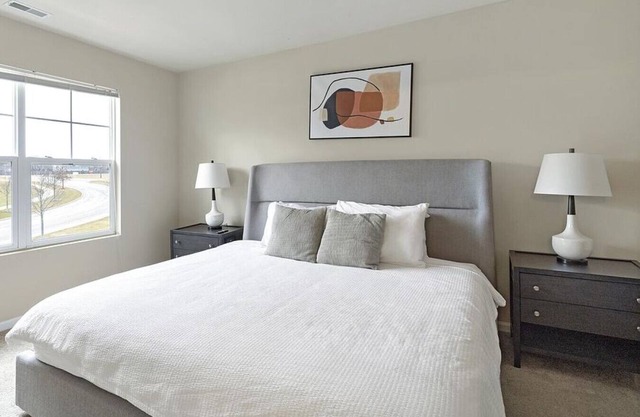 Landing at Randall Highlands - 3 Bedrooms in West Aurora