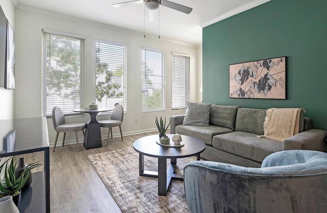 Landing at The Metropolitan - 1 Bedroom in Nash.
