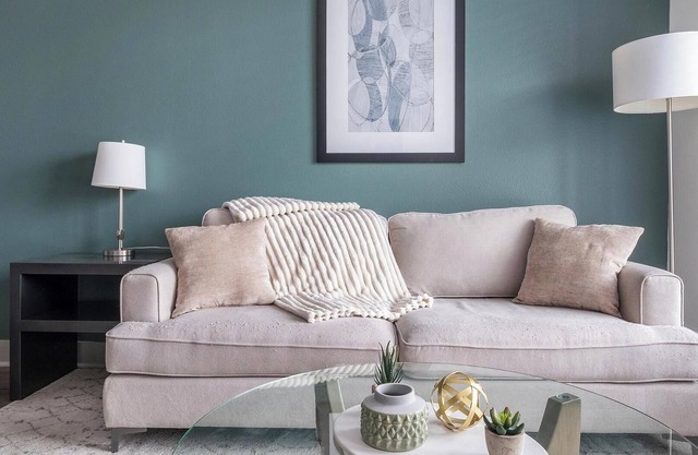 Landing | Beautiful 1BD, Gym, Courtyard