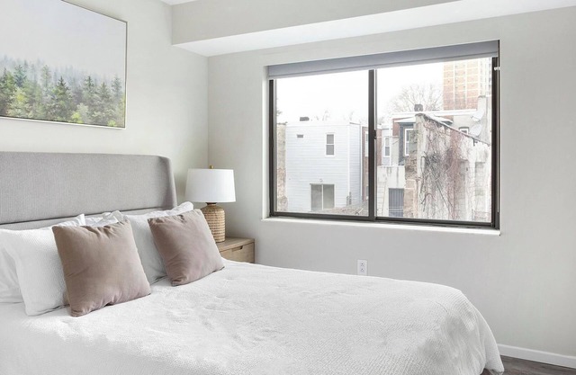 Landing | Beautiful 2BD, Gym