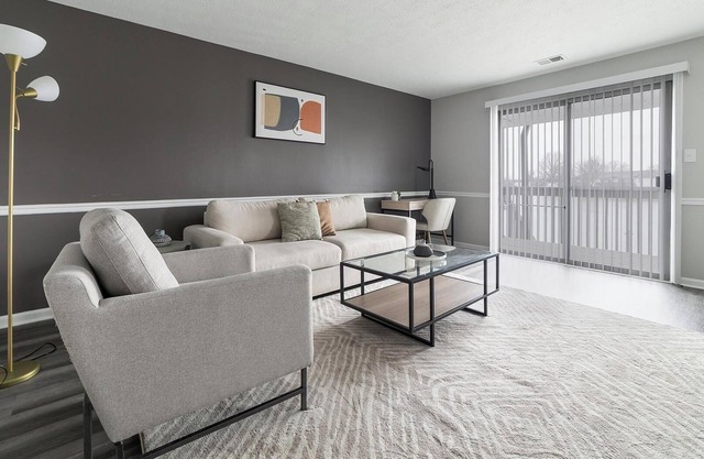 Landing | Chic 1BD, Gym, Game Room