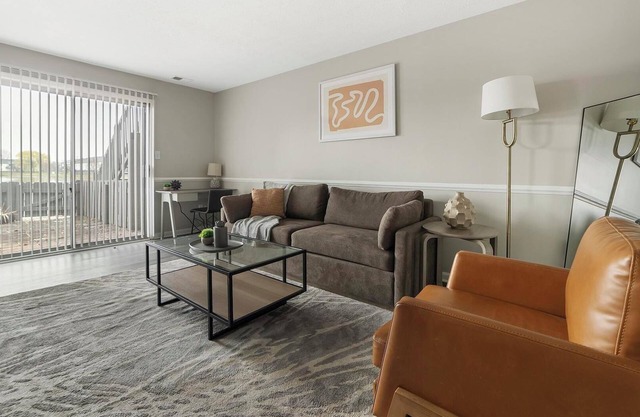 Landing | Chic 1BD, Pool, Game Room