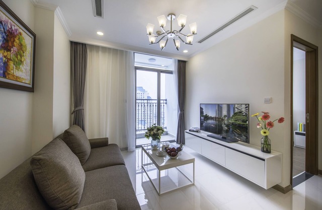 Landmark 81 Place - Vinhomes Central Park Apartment - Swimming Pool Central City