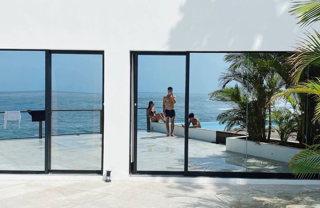 Laola Surf Camp