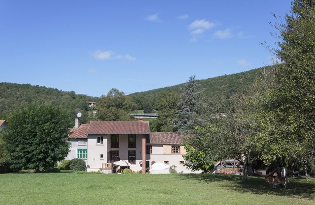 Large 18th Century Farmhouse With Pool And Large Garden