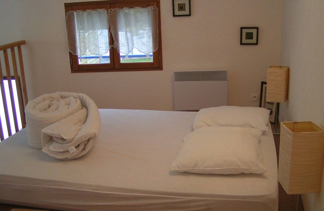 LARGE 36 M2 STUDIO