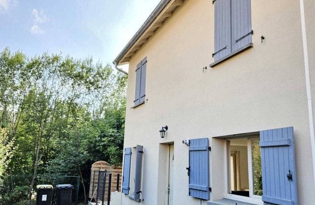 Large 90m² house 25 minutes from Lyon