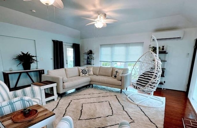 Large Apartment for Big Groups in the Center of Bermuda!