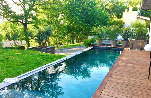 Large architect-designed villa Toulouse Ouest