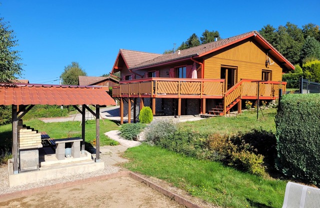 LARGE CHALET IN THE VOSGES, 20 MIN FROM GERARDMER