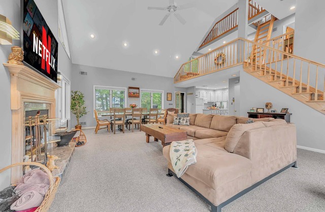 Large Family Friendly House on the Fairway Hideout