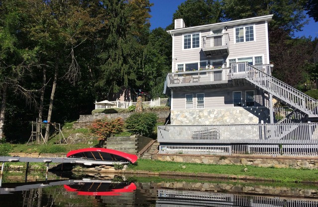 Large Family House On The Lake
