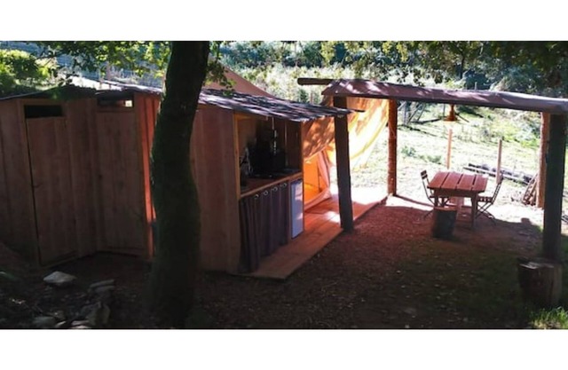 Large furnished tent in the heart of nature