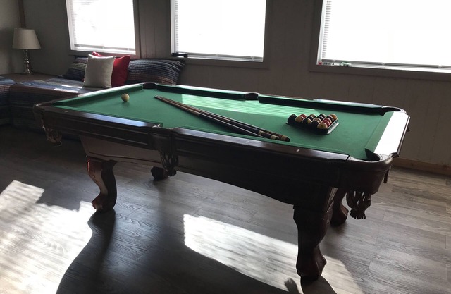 Large Fun Filled Home near Canton lake