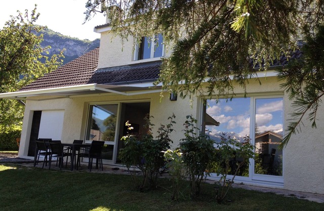 Large house at the foot of the Vercors